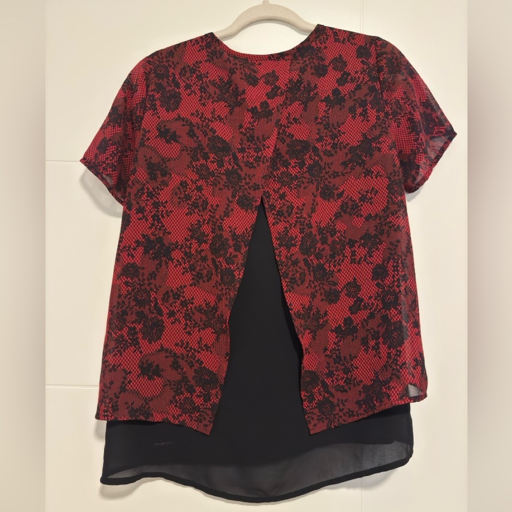 Michael Kors blouse size small - Picture 3 of 3